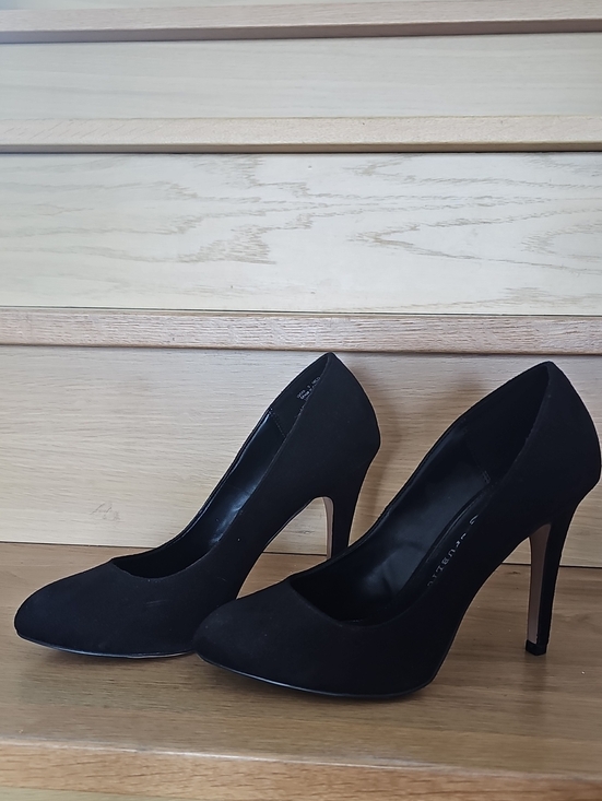 Rock & Republic Shoes - Rock & Republic Black Suede Pointed-Toe Stiletto Heels